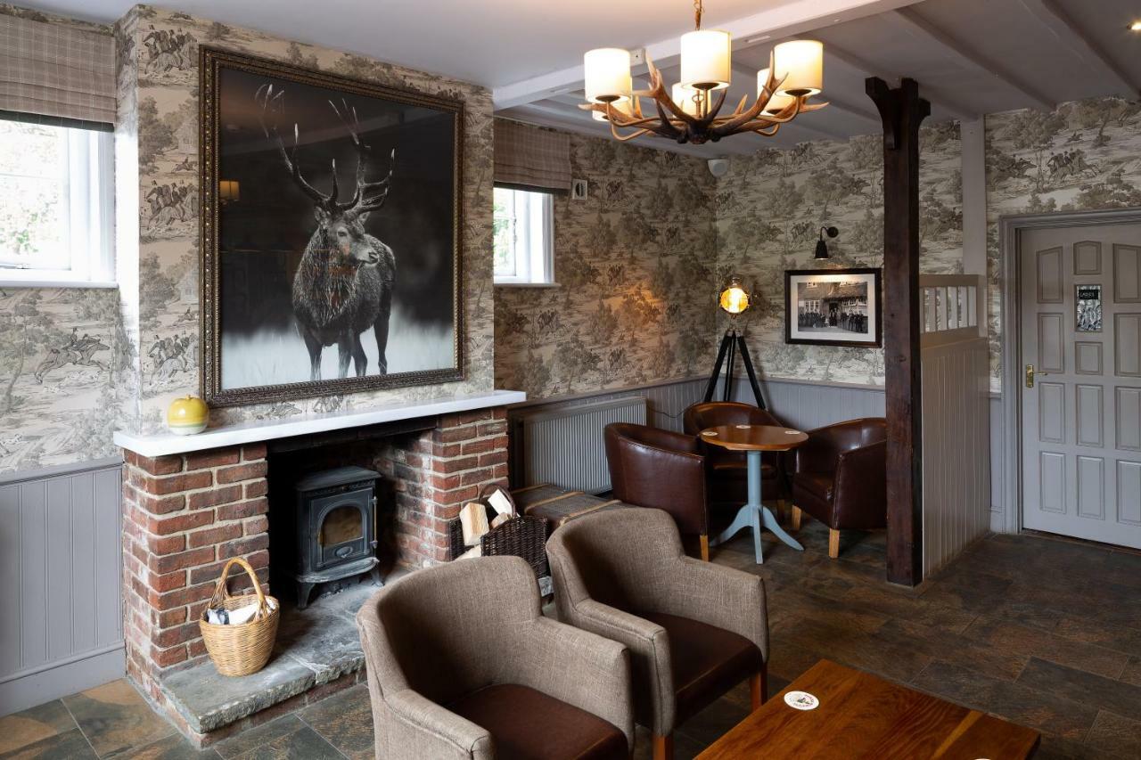 The Poacher Inn Хук Экстерьер фото